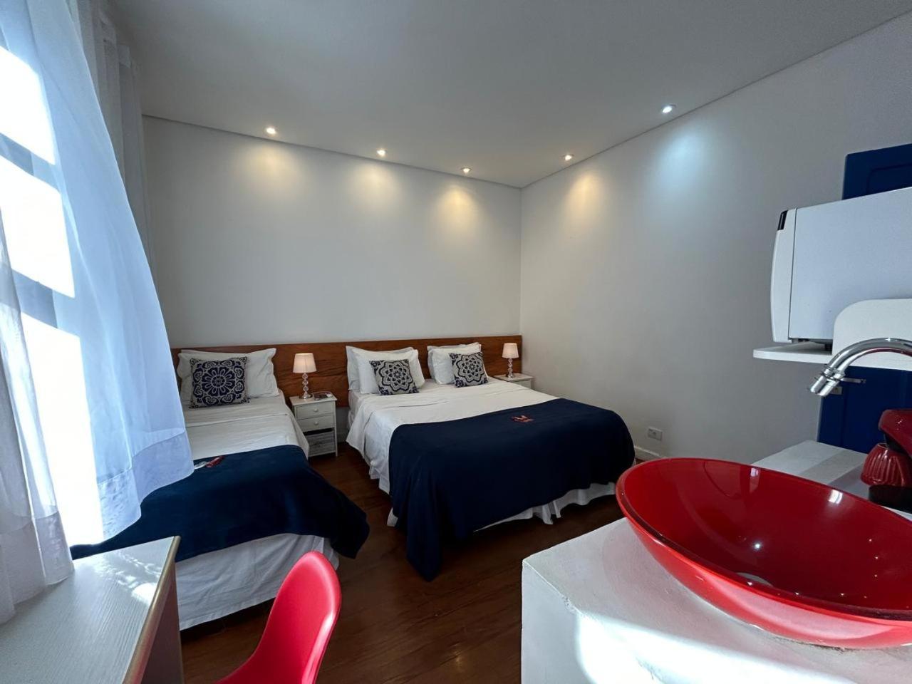 Pousada E Hostel Sao Paulo Comfort - Bairro Pinheiros, Proximo Hospital Das Clinicas E Incor, Oscar Freire, Av Paulista, Allianz, Vila Madalena E Facil Acesso Ao Ibirapuera E Morumbi מראה חיצוני תמונה