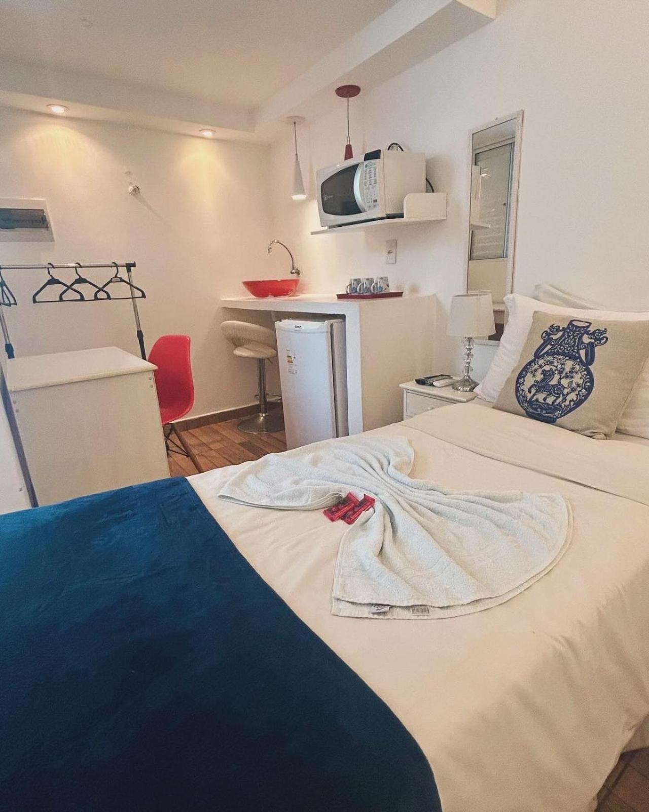 Pousada E Hostel Sao Paulo Comfort - Bairro Pinheiros, Proximo Hospital Das Clinicas E Incor, Oscar Freire, Av Paulista, Allianz, Vila Madalena E Facil Acesso Ao Ibirapuera E Morumbi מראה חיצוני תמונה