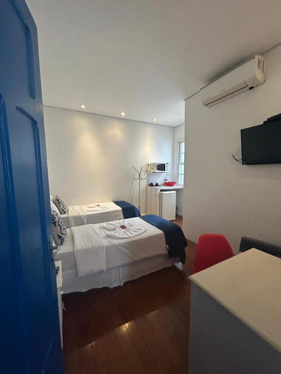 Pousada E Hostel Sao Paulo Comfort - Bairro Pinheiros, Proximo Hospital Das Clinicas E Incor, Oscar Freire, Av Paulista, Allianz, Vila Madalena E Facil Acesso Ao Ibirapuera E Morumbi מראה חיצוני תמונה