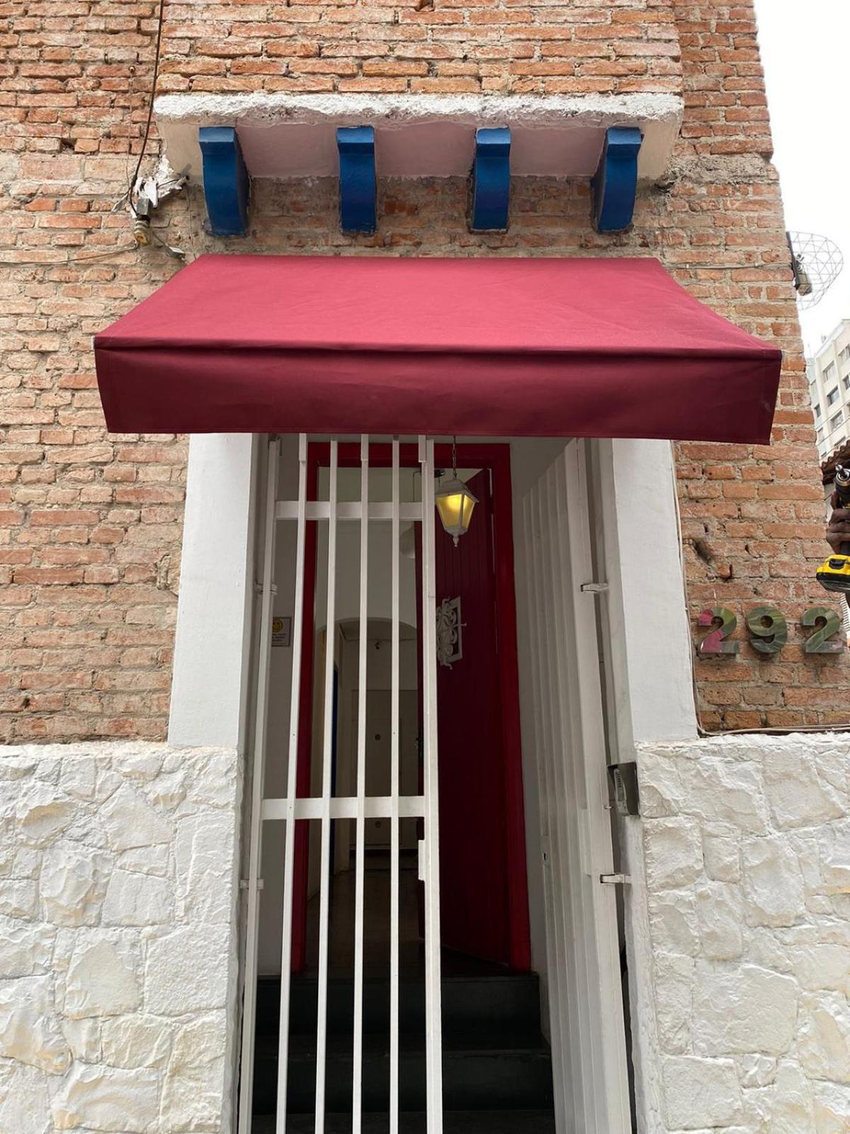 Pousada E Hostel Sao Paulo Comfort - Bairro Pinheiros, Proximo Hospital Das Clinicas E Incor, Oscar Freire, Av Paulista, Allianz, Vila Madalena E Facil Acesso Ao Ibirapuera E Morumbi מראה חיצוני תמונה
