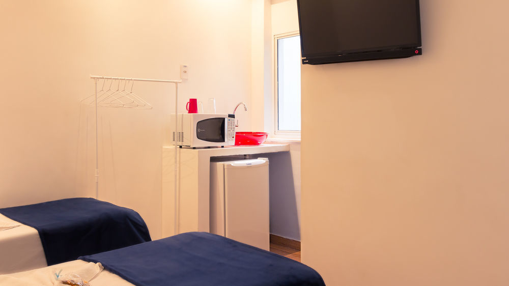 Pousada E Hostel Sao Paulo Comfort - Bairro Pinheiros, Proximo Hospital Das Clinicas E Incor, Oscar Freire, Av Paulista, Allianz, Vila Madalena E Facil Acesso Ao Ibirapuera E Morumbi מראה חיצוני תמונה